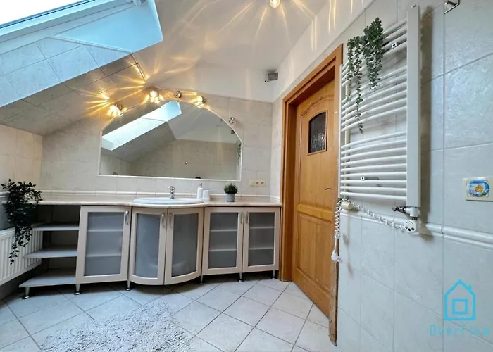 Mickle Room - Charming Place, 15 Minutes To Gdansk Old Town & 5 Minutes To Seaside
